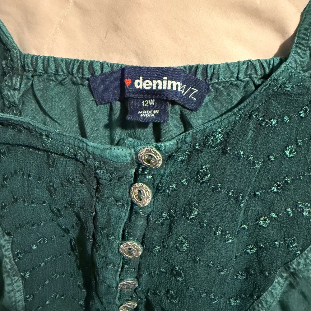 Green Textured Blouse sz 12